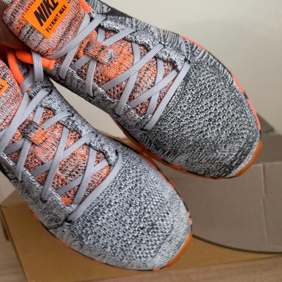 Nike Air Max Flyknit Wolf Grey/Volt Orange Sneakers - SZ M 6- W 7.5 main image 9